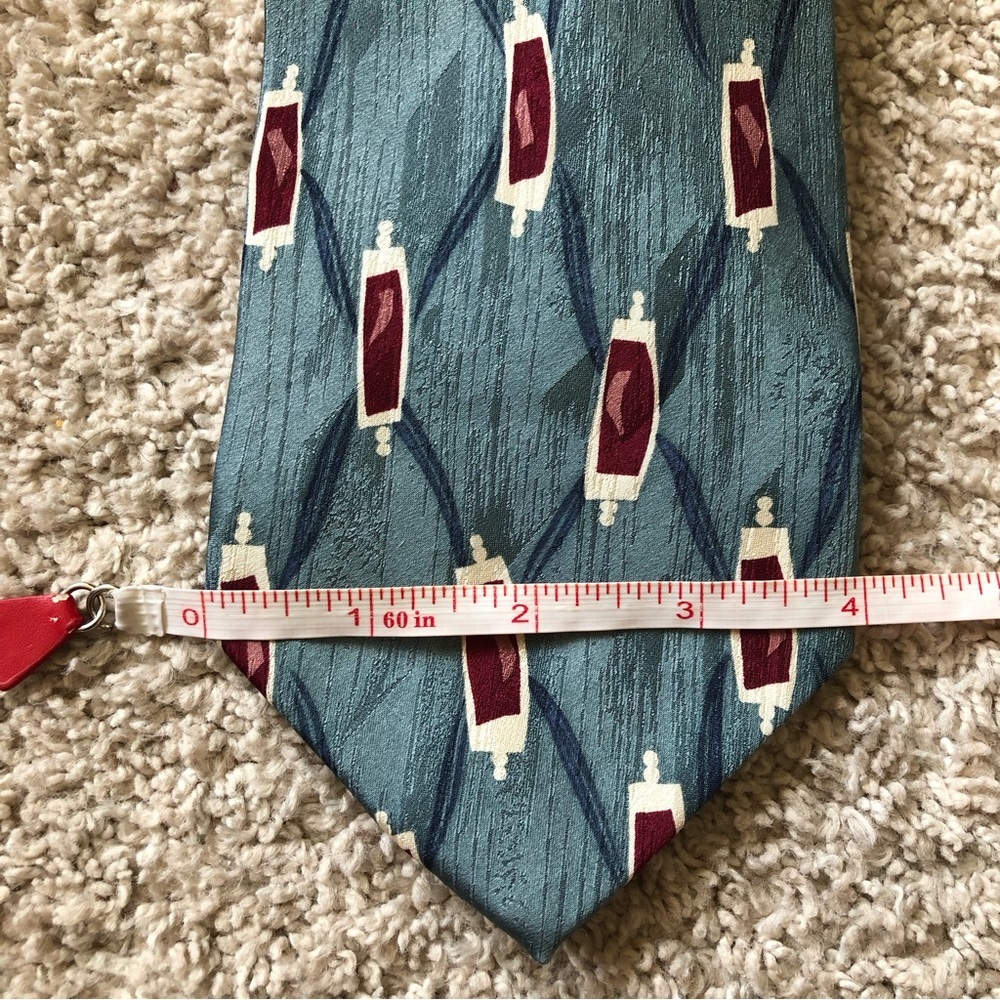 Nik-Nik Silk Tie - Picture 2 of 4